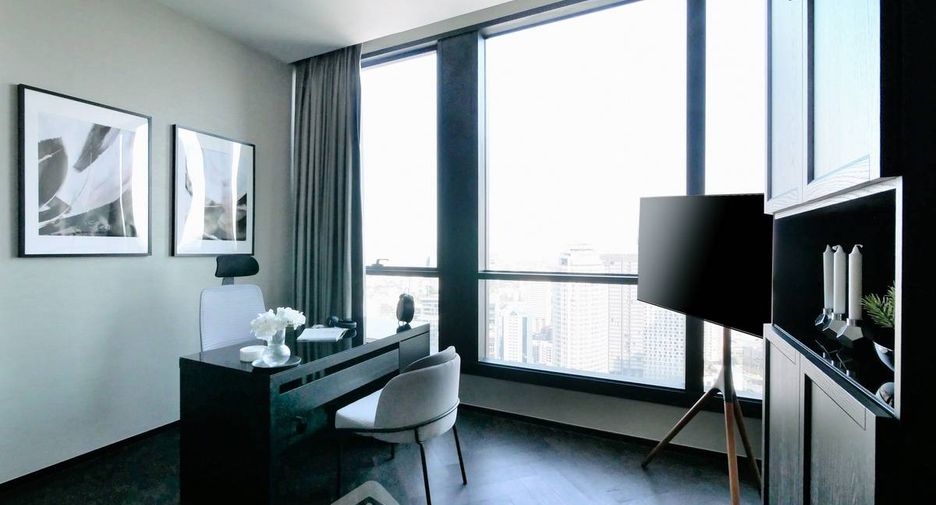À louer 3 chambres condo à Khlong Toei, Bangkok