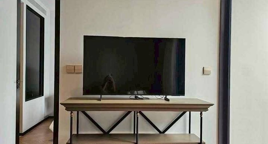 For rent 1 bed condo in Watthana, Bangkok