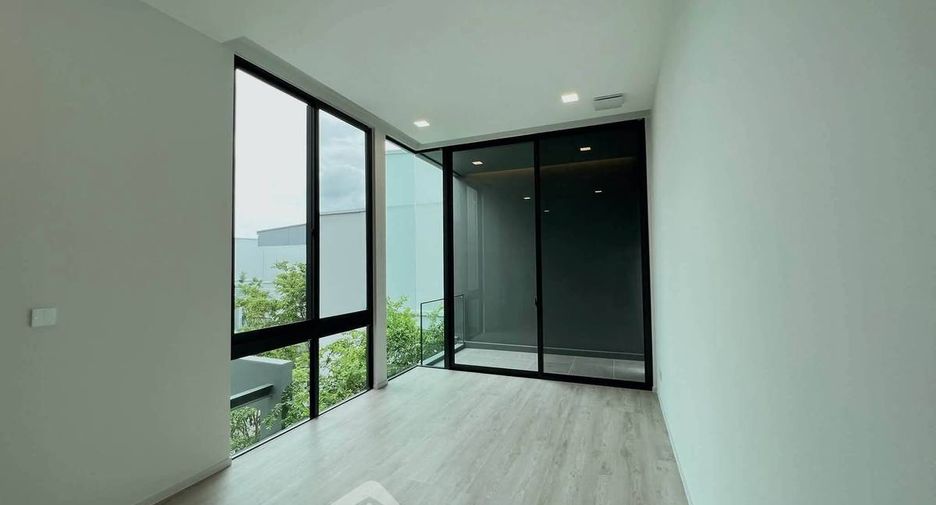 Haus zur Miete mit 4 Zimmer in Saphan Sung, Bangkok