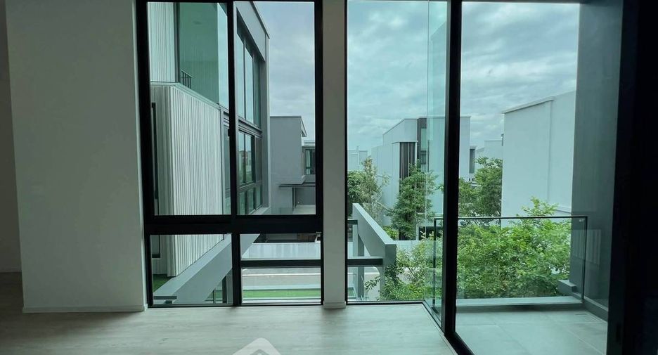 Haus zur Miete mit 4 Zimmer in Saphan Sung, Bangkok