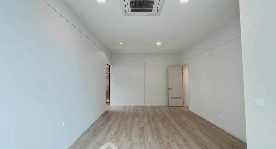Haus zur Miete mit 4 Zimmer in Saphan Sung, Bangkok