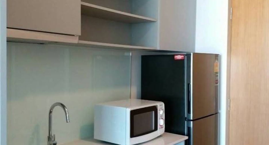 For rent 1 bed condo in Sathon, Bangkok