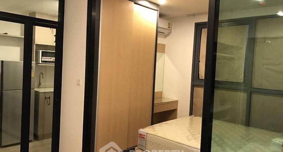 For rent 1 Beds condo in Bang Rak, Bangkok