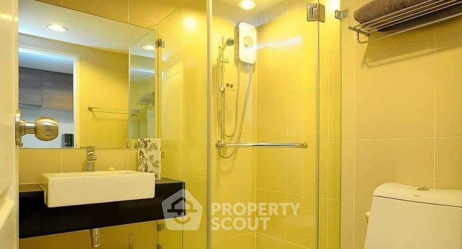 Wohnung zur Miete mit 1 Zimmer in Huai Khwang, Bangkok