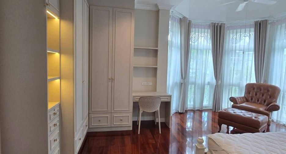 Haus zur Miete mit 4 Zimmer in Bang Na, Bangkok
