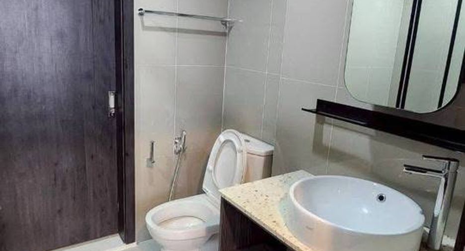 For rent 1 Beds condo in Huai Khwang, Bangkok