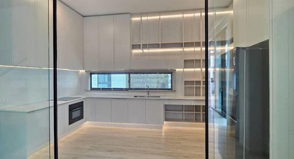 For rent 4 bedrooms house in Saphan Sung, Bangkok