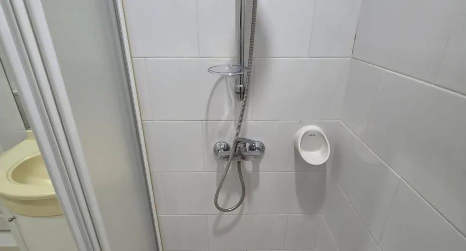 For rent 2 bedrooms condo in Huai Khwang, Bangkok