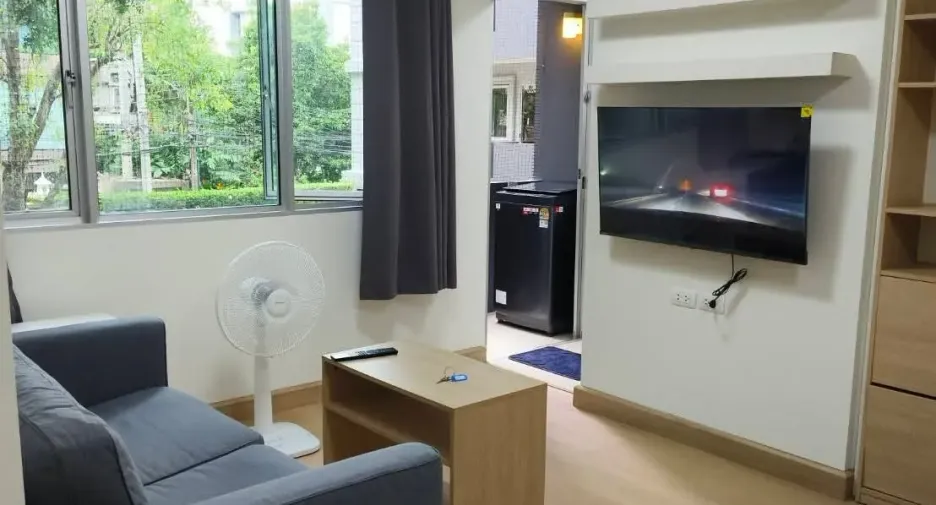 For rent 1 bed condo in Phra Khanong, Bangkok