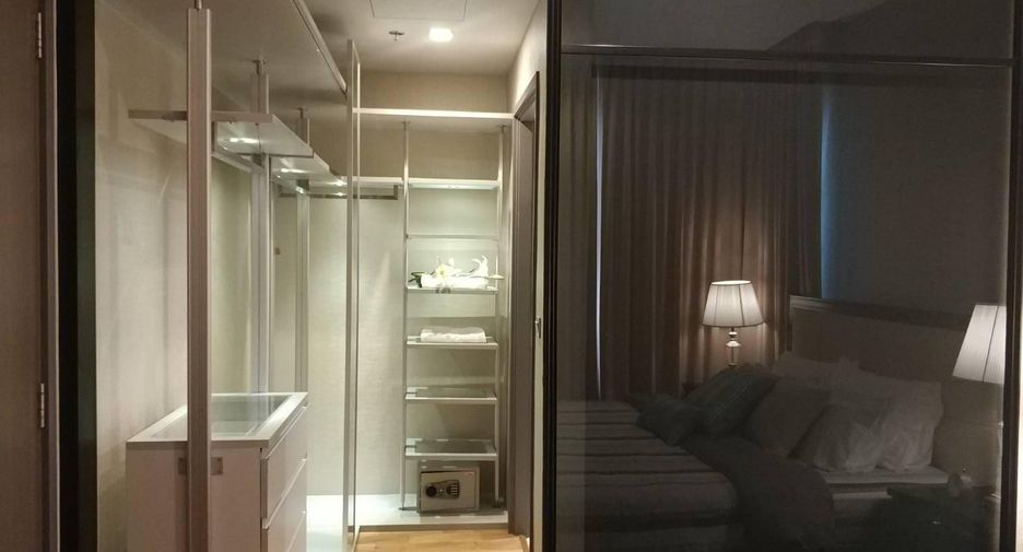 For rent 2 bedrooms condo in Khlong Toei, Bangkok