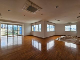 出租 3 卧室 公寓 在 沙吞, 曼谷