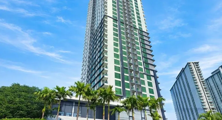 For sale 2 bedrooms condo in Jomtien, Pattaya