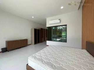 À louer 5 chambres villa à Bang Lamung, Chonburi