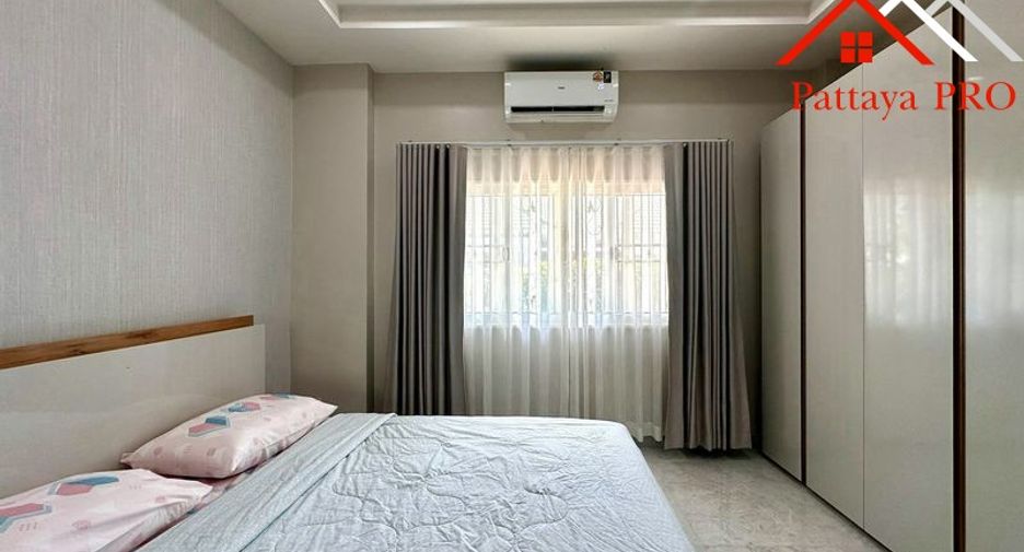 Haus zur Miete mit 3 Zimmer in Bang Lamung, Chonburi