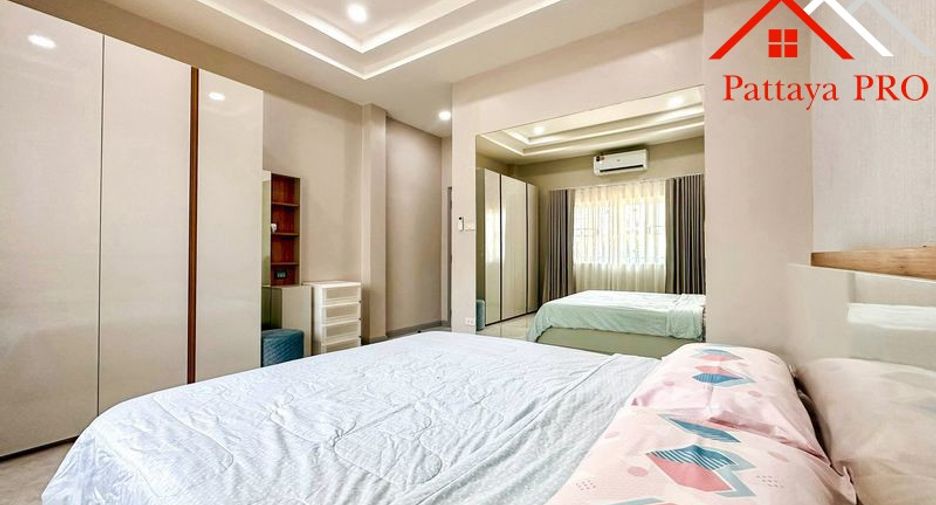 Haus zur Miete mit 3 Zimmer in Bang Lamung, Chonburi