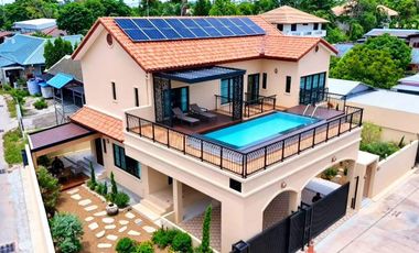 For sale 5 bedrooms villa in Bang Lamung, Chonburi