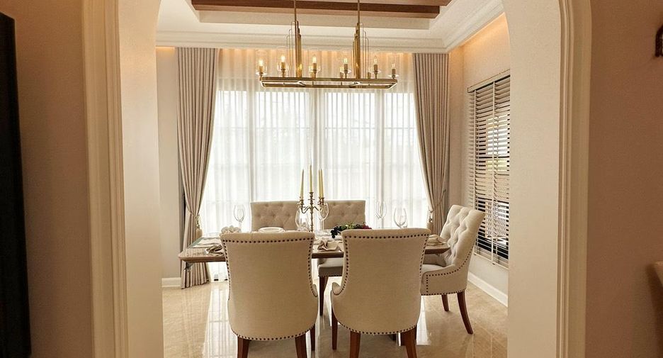 For sale 5 bedrooms villa in Bang Lamung, Chonburi