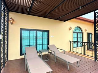 Villa en venta de 5 habitaciones en Bang Lamung, Chonburi