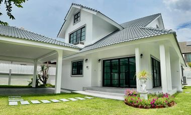 For sale 4 bedrooms villa in Bang Lamung, Chonburi