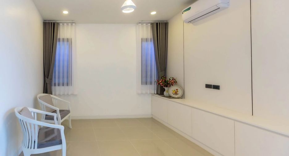 For sale 3 bedrooms villa in Bang Lamung, Chonburi