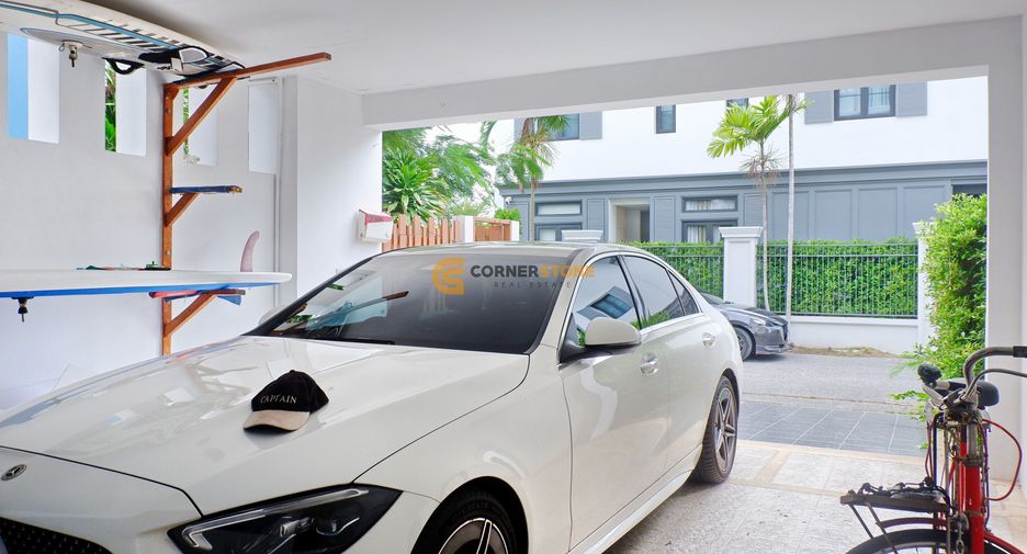 For rent 3 bedrooms house in Na Jomtien, Pattaya