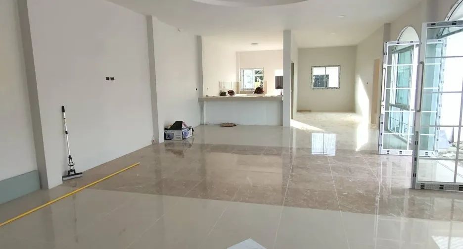 For sale 3 bedrooms house in Mueang Sakon Nakhon, Sakon Nakhon