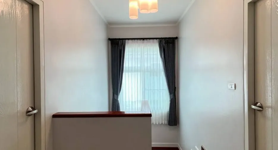 For rent 3 bedrooms house in Mueang Chiang Rai, Chiang Rai