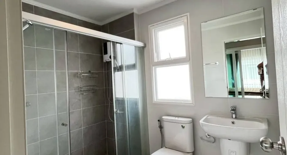 For rent 3 bedrooms house in Mueang Chiang Rai, Chiang Rai
