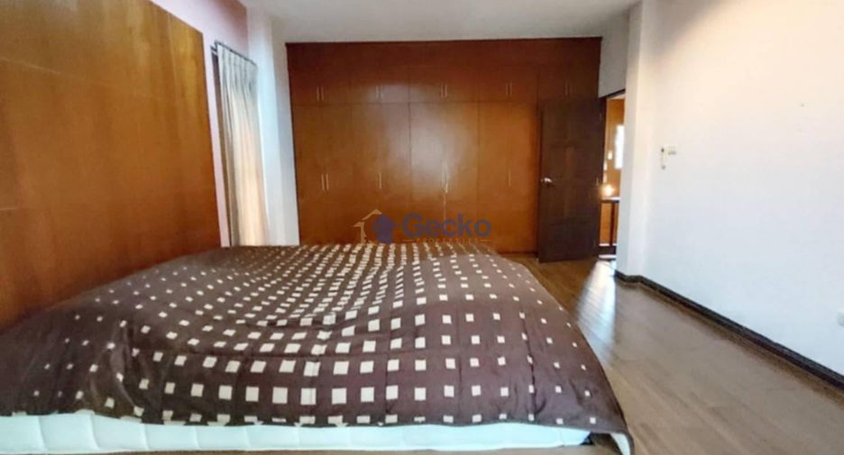 出售 4 卧室 独立屋 在 Bang Lamung, Chon Buri