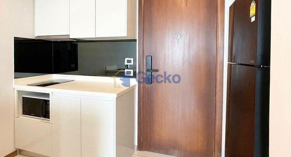 Condo en alquiler de 1 habitaciones en Bang Lamung, Chonburi
