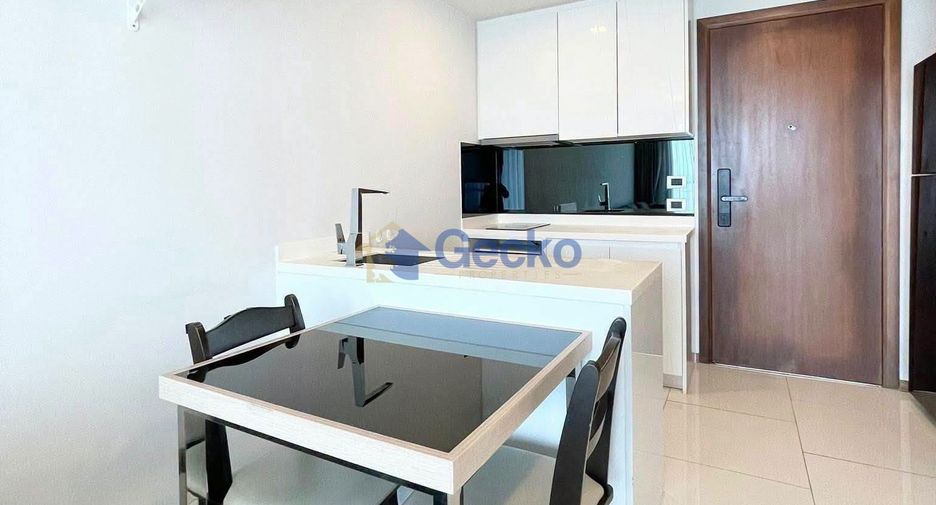 Condo en alquiler de 1 habitaciones en Bang Lamung, Chonburi