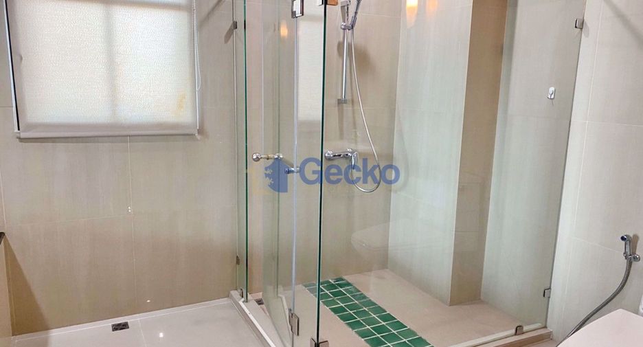 Condo en alquiler de 2 habitaciones en Bang Lamung, Chonburi