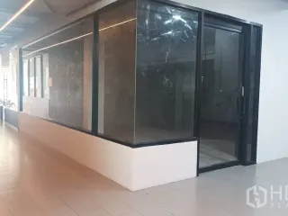 出租 商业空间 在 Watthana, 曼谷
