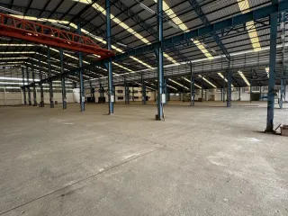 À louer entrepôt à Mueang Nakhon Pathom, Nakhon Pathom