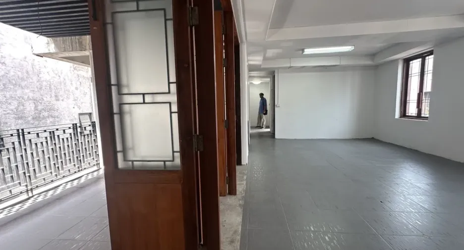 Аренда офис в Патхум Щан, Бангкок