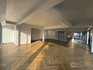 出租 商业空间 在 Watthana, 曼谷