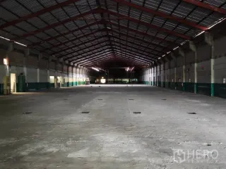 Аренда склад в Mueang Samut Prakan, Самутпракан