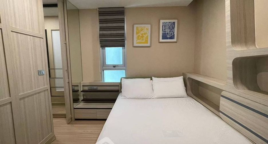 For sale 2 bedrooms condo in Khlong Toei, Bangkok