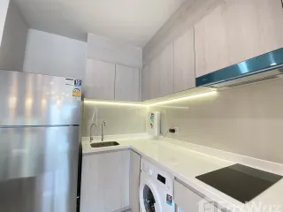 For rent 2 bedrooms condo in Pathum Wan, Bangkok