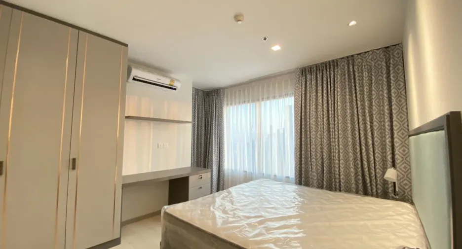 Wohnung zur Miete mit 2 Zimmer in Pathum Wan, Bangkok