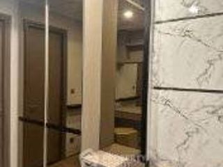Wohnung zur Miete mit 1 Zimmer in Bang Rak, Bangkok