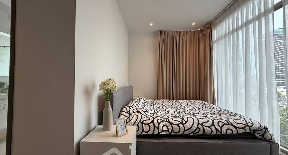 For rent 2 bedrooms condo in Watthana, Bangkok