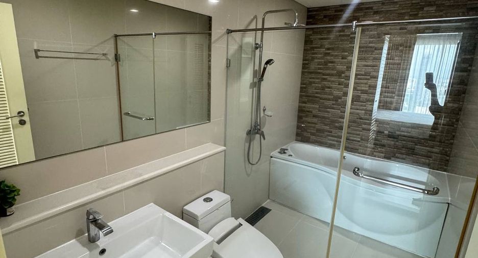 Condo en alquiler de 2 habitaciones en Watthana, Bangkok