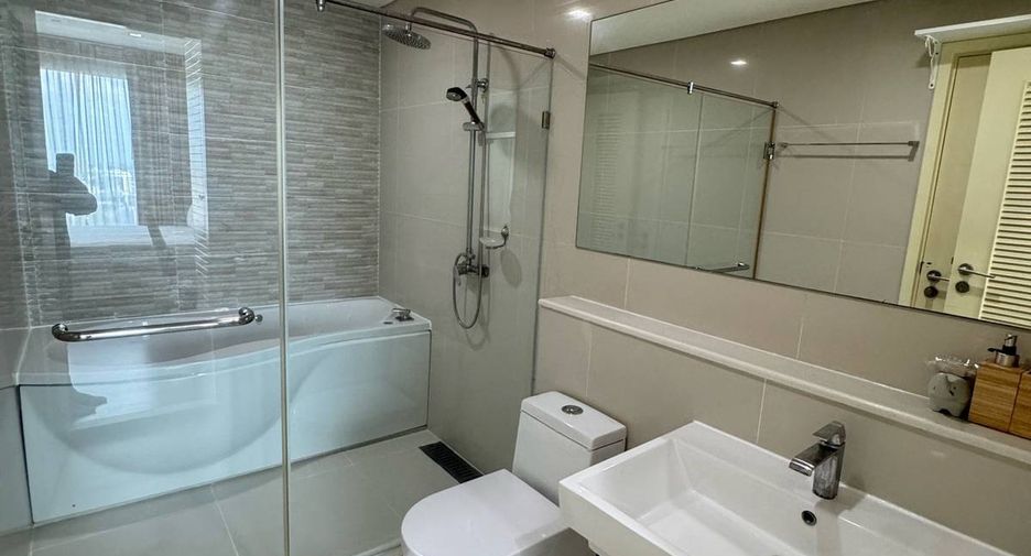 Condo en alquiler de 2 habitaciones en Watthana, Bangkok