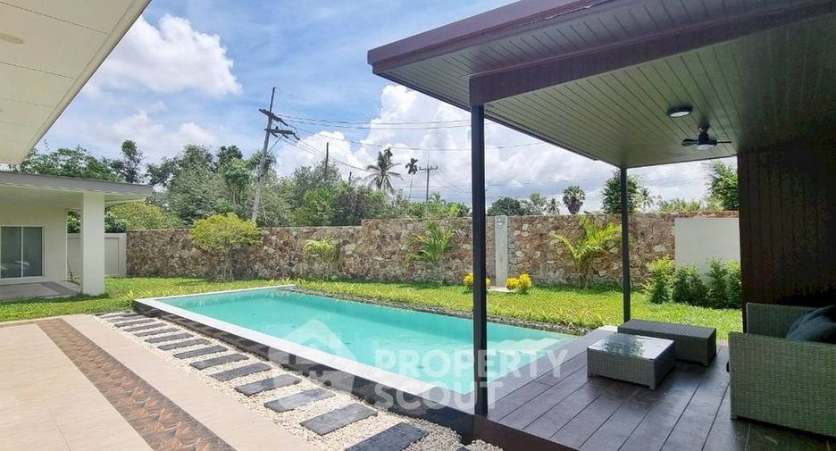 For sale 3 bedrooms villa in Huay Yai, Pattaya