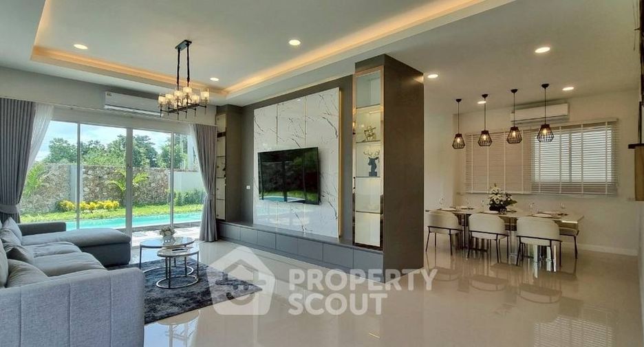 For sale 3 bedrooms villa in Huay Yai, Pattaya