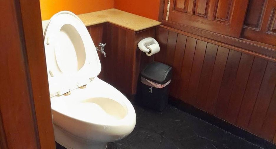 Haus zur Miete und zum Kauf mit 4 Zimmer in Jomtien, Pattaya