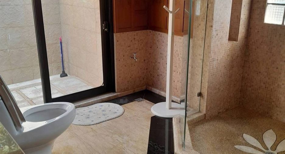 Haus zur Miete und zum Kauf mit 4 Zimmer in Jomtien, Pattaya