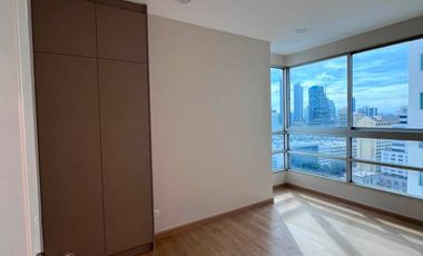 ขาย 2 ห้องนอน คอนโด ใน สาทร, กรุงเทพฯ
