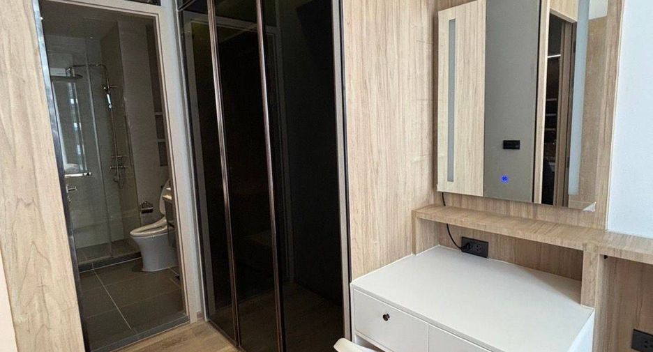 Продажа 1 кровать кондо в Щаттхана, Бангкок